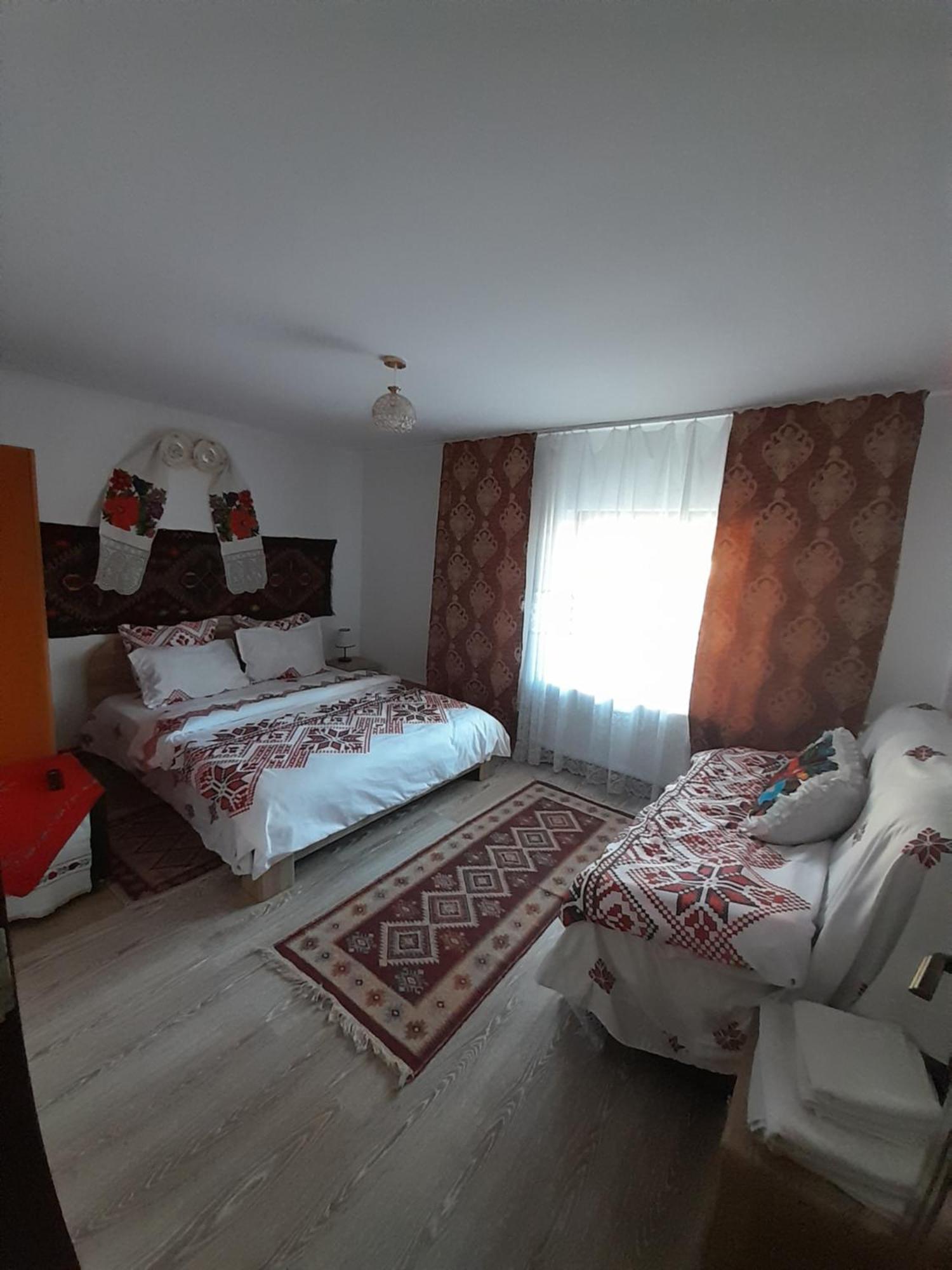 Casa De La Ferma Mariuca Βίλα Berbesti Δωμάτιο φωτογραφία