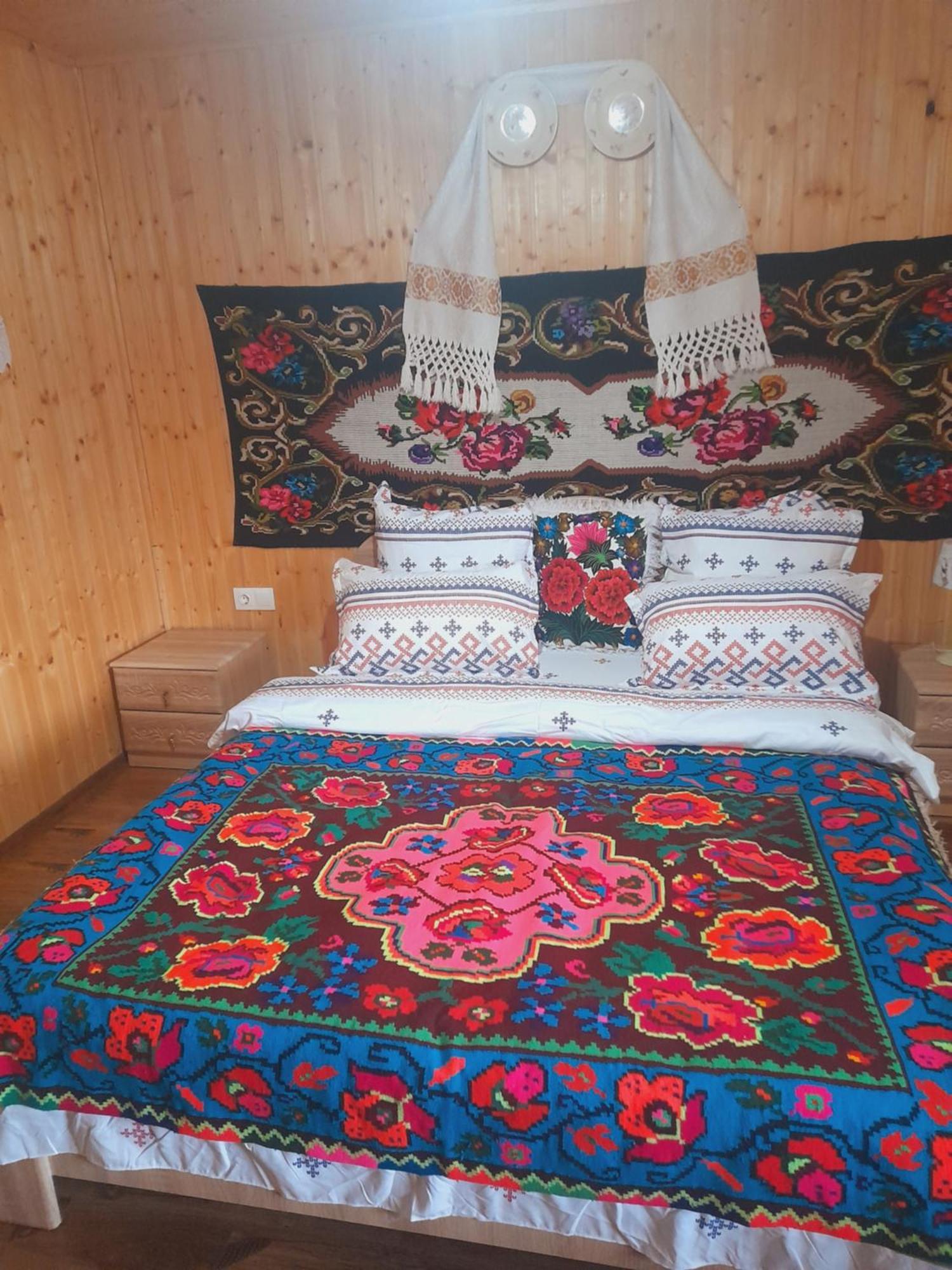 Casa De La Ferma Mariuca Βίλα Berbesti Δωμάτιο φωτογραφία